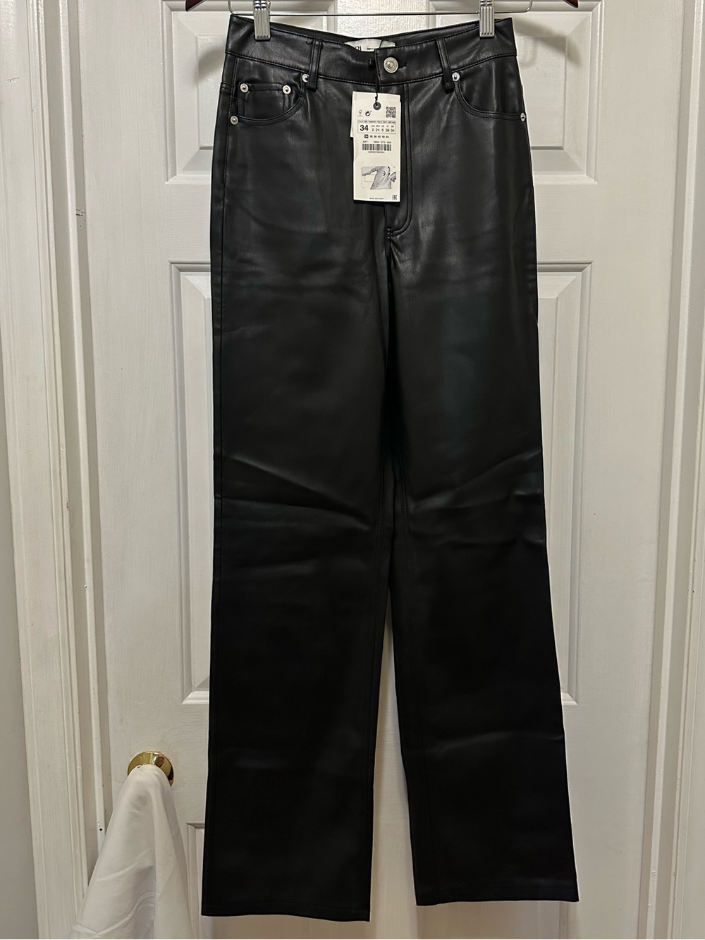 Zara Black Straight-Leg Faux Leather Pants